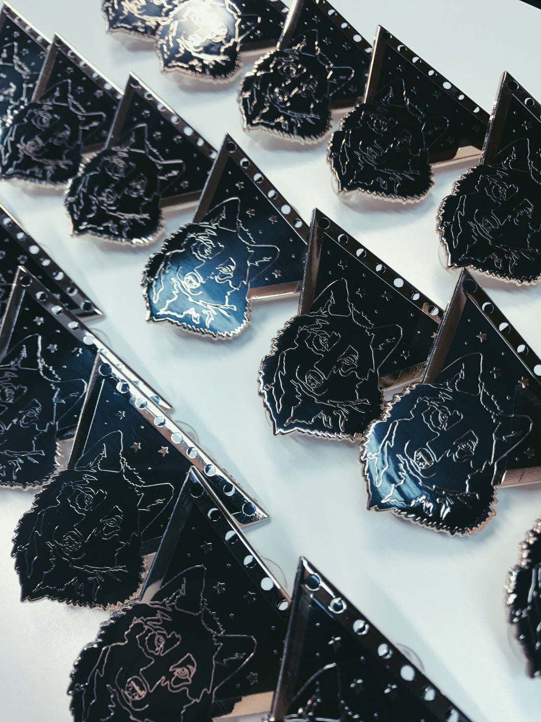 SECONDS- Black Wolf Pin